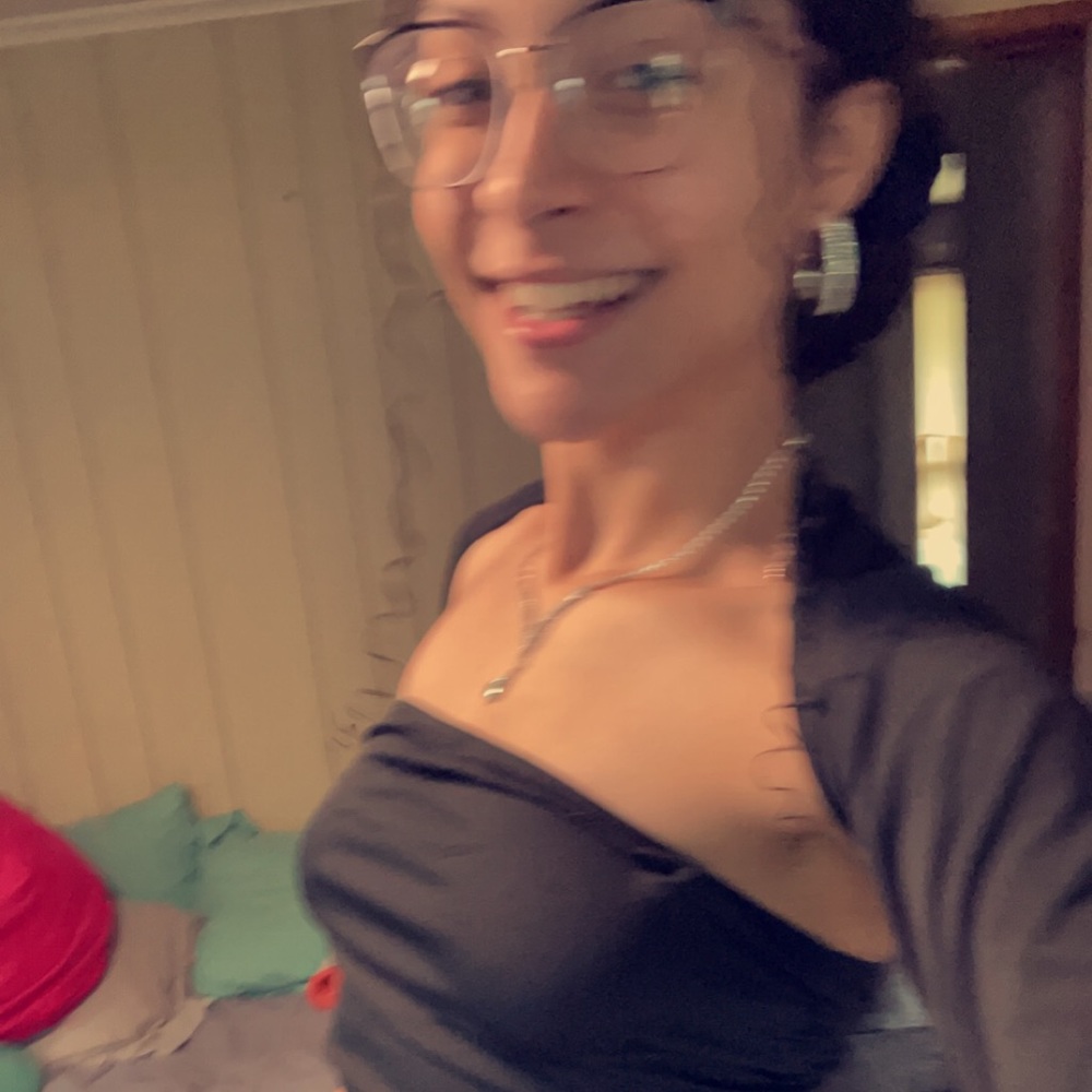 Meet your Posher, Ashlee